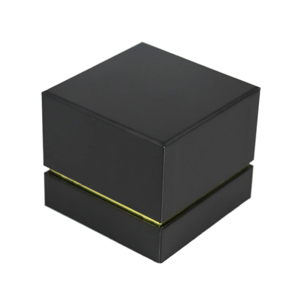 Magnetic closure rigid box showing seamless front seal